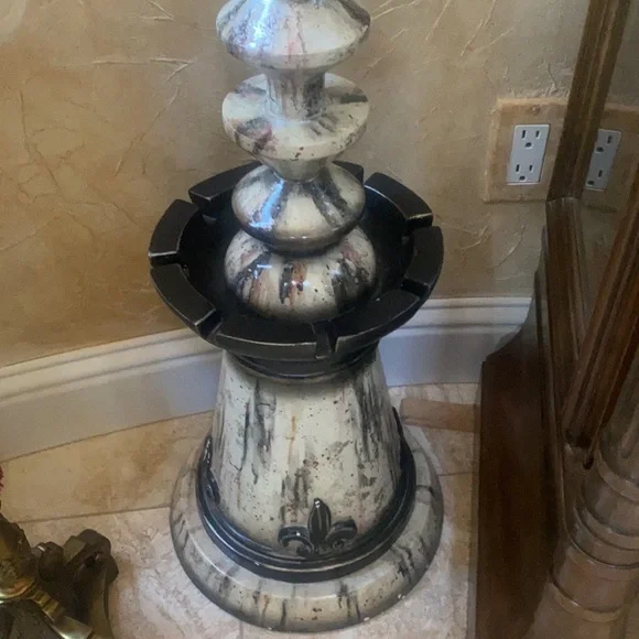 Estate Sale Contact if you are interested in Antique or Vintage HIGH END items! - Picture 16 of 17